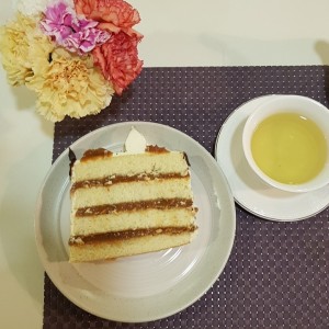 Dulce de Vainilla con dulce de leche y te verde