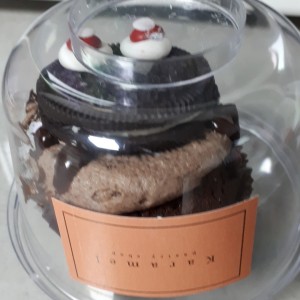 cupcake de halloween de chocolate
