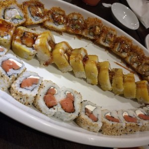 Combo de $19 ( 3 Rolls + Soda)