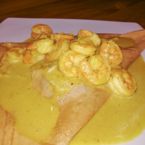 Crepes de camarones y espinaca