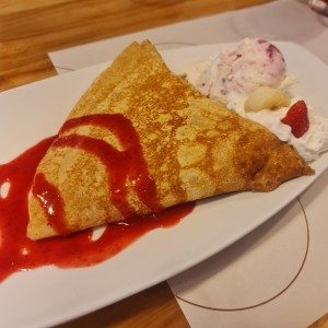strawberry crepes