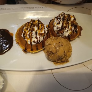 mini waffle con helado