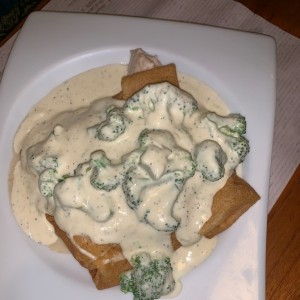 creppes de brocolli con queso