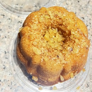 Postres - Mini Rum Cake