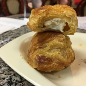 Empanada Quedo Ahumado