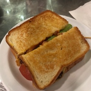 queso burguesa con tocino