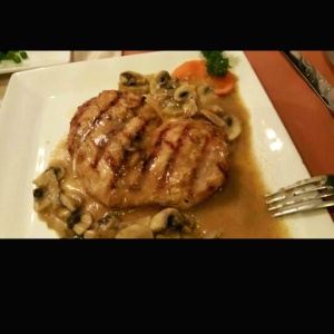 Pollo con hongos