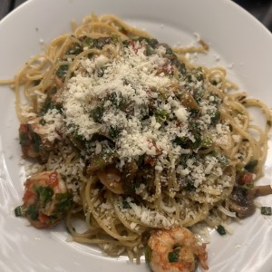 Primi Piatti - Pepperoncini con Langostinos