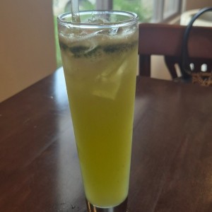 Limonada con Hierbabuena 