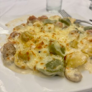 Tortellini tricolor relleno de queso