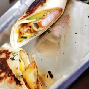Taquitos de camarones