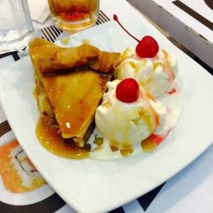 pay con helado de vainilla
