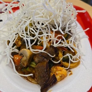 Stir Fried Mar y Tierra
