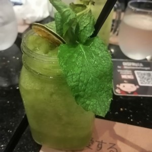 LIMONADA DE HIERBABUENA