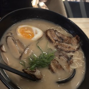 Sopas - Sugoi Ramen