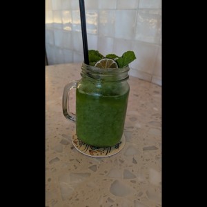 limonada de hierbabuena