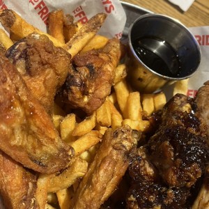 Fridays Famous - BUCKET OF BONES
