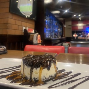 COOKIES AND CREAM MADNESS