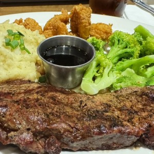 FRIDAYS SIGNATURE WHISKEY-GLAZED COMBO
