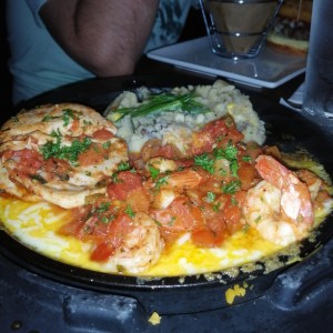 SIZZLING CHICKEN & SHRIMP