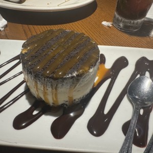 COOKIES AND CREAM MADNESS