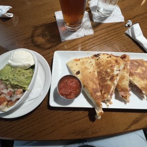 Appetizers - GRILLED CHICKEN QUESADILLAS