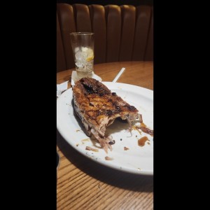 FRIDAYS SIGNATURE WHISKEY-GLAZED RIBS