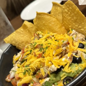 Appetizers - ULTIMATE CHICKEN NACHOS