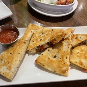 Appetizers - GRILLED CHICKEN QUESADILLAS