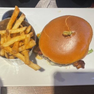 Burgers - BACON CHEESEBURGER