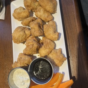 Appetizers - BONELESS