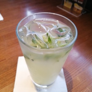 Limonada con menta