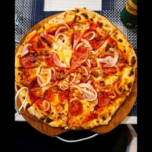 Pizzas - Pizza Napolitana 12"