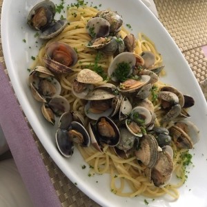 Pasta con Almejas