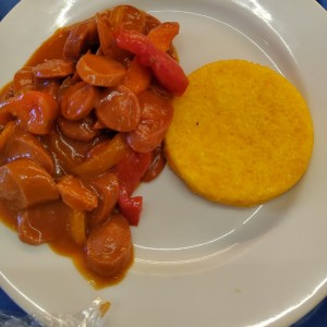 Salchicha guiada con tortilla