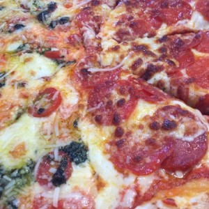 pesto y peperoni