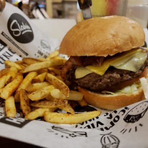 Cheese Bacon Burger