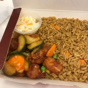 Combo de costillas agridulce con arroz
