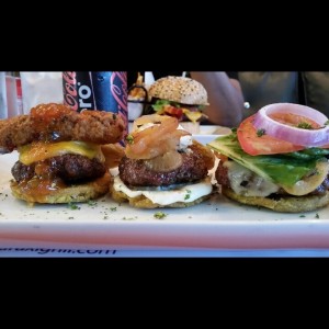 mini hamburguesa en patacones