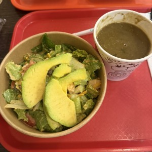 Ensalada y sopa de lentejas