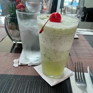 Licuado de Limonada con Hierbabuena