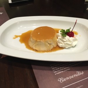 Flan de la casa
