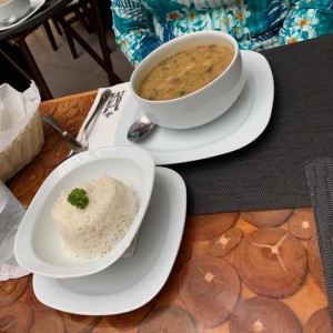 Caldo gallego