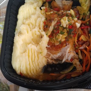 Mar - Corvina al ajillo