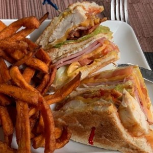 Emparedados - Club sandwich