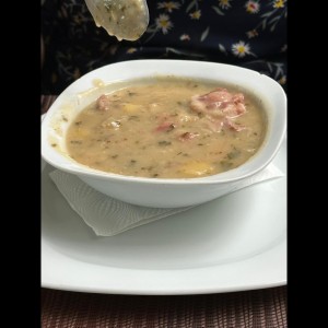 Caldo gallego