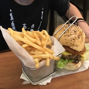 Hamburguesas - La burger Madero - Linda presentacion