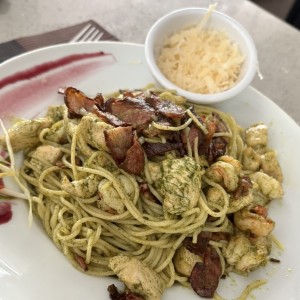 Pasta pesto