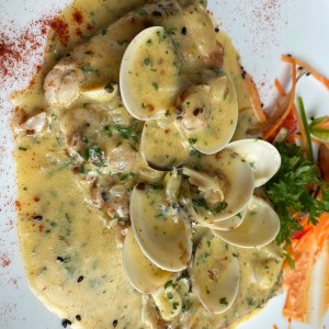 Pescado con almejas Tio Pepe