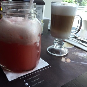Jugo de Sandia y Capuccino 